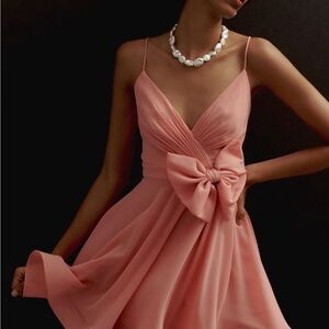 Mac Duggal Sleeveless V-Neck Bow Pink Mini Dress with Bow
Only Worn Once